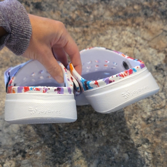 Joybees Size 7 Womens's NEW Tie-dye Clogs Slip-on Shoes WITH SMALL DEFECT - Picture 4 of 8